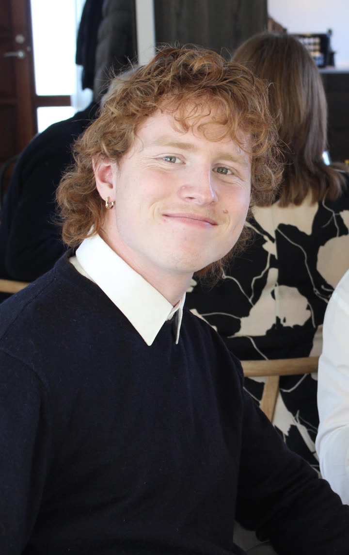 Tutor Morten, bachelor i spansk fra Aarhus Universitet, smiler til kameraet